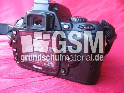 Digitale Spiegelreflexkamera.JPG